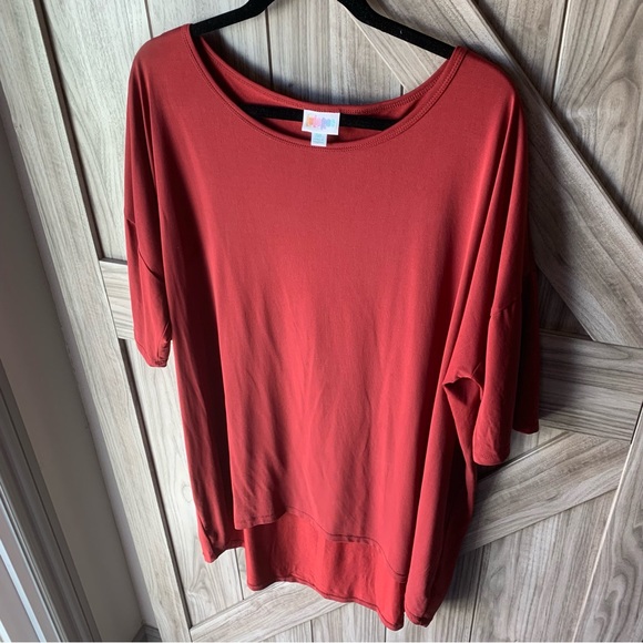 LulaRoe Irma Top - Picture 3 of 10